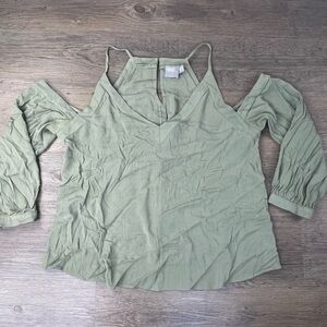 ASOS Women’s Sage Green Cold Shoulder V Neck Cropped Sleeve Blouse, size 6
